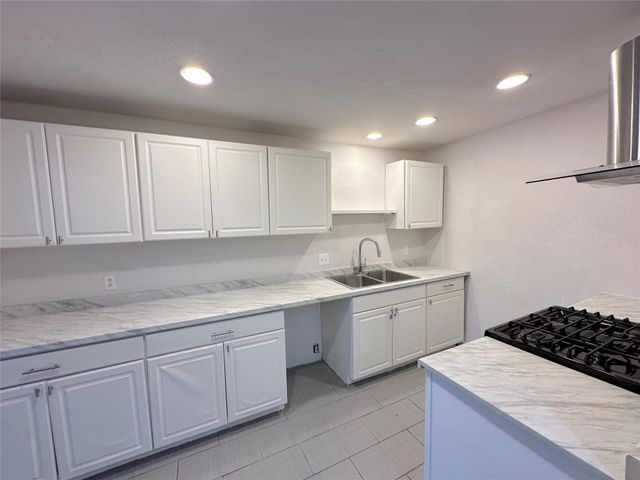 6024 Westridge Lane 305, Fort Worth, TX 76116