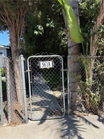 5620 CARTWRIGHT Avenue, North Hollywood, CA 91601