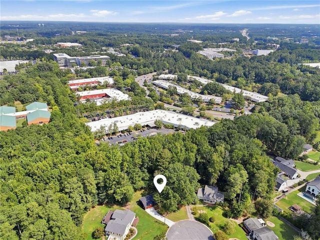 190 Crestwood Court, Alpharetta, GA 30009