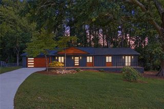 190 Crestwood Court, Alpharetta, GA 30009