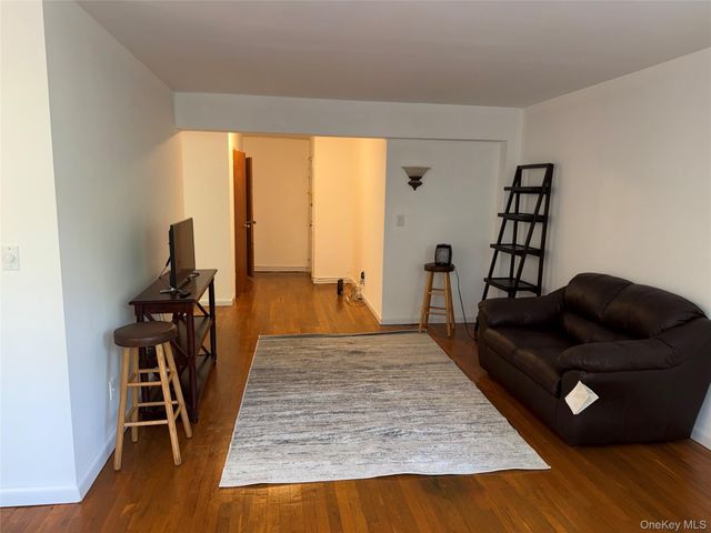 678 Warburton 3B, Yonkers, NY 10701