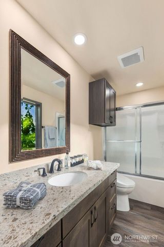 6922 N Meadowdale Road, Edmonds, WA 98026