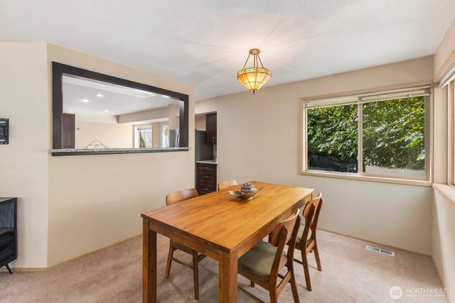 6922 N Meadowdale Road, Edmonds, WA 98026