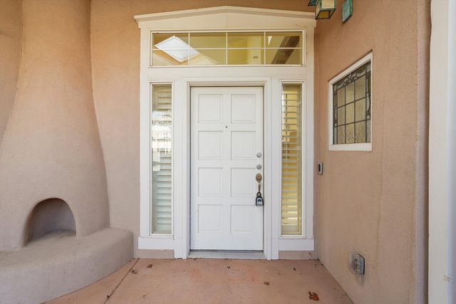 6515 Alpine Trail Street NE, Albuquerque, NM 87111