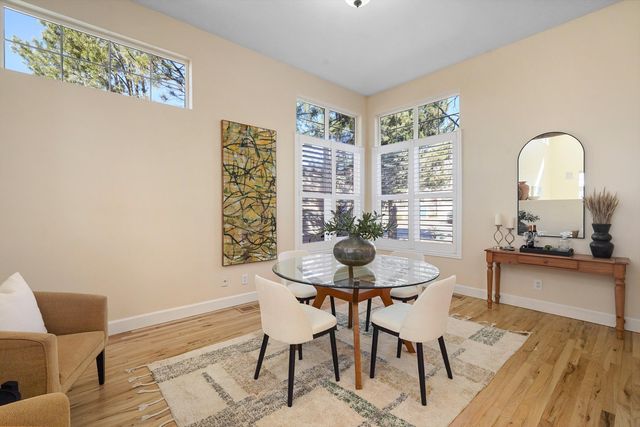 6515 Alpine Trail Street NE, Albuquerque, NM 87111