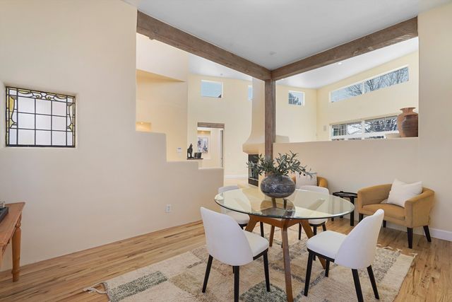 6515 Alpine Trail Street NE, Albuquerque, NM 87111