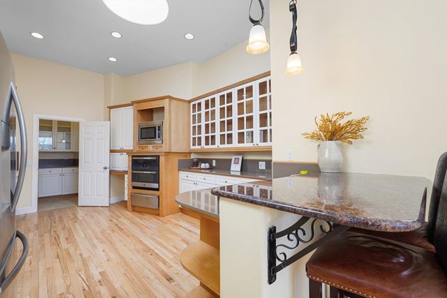 6515 Alpine Trail Street NE, Albuquerque, NM 87111