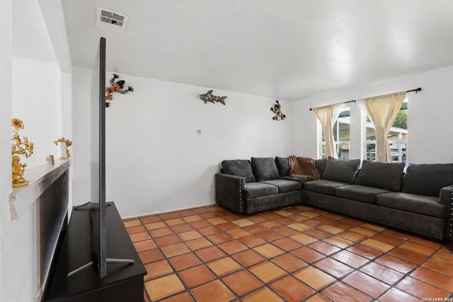 9726 Gold Dust, San Antonio, TX 78245