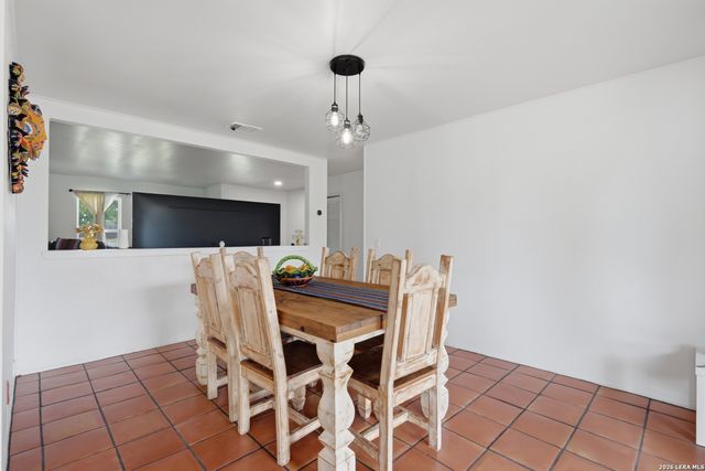 9726 Gold Dust, San Antonio, TX 78245