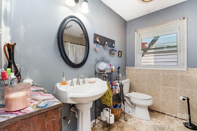 816 Radio Road, Statesville, NC 28677
