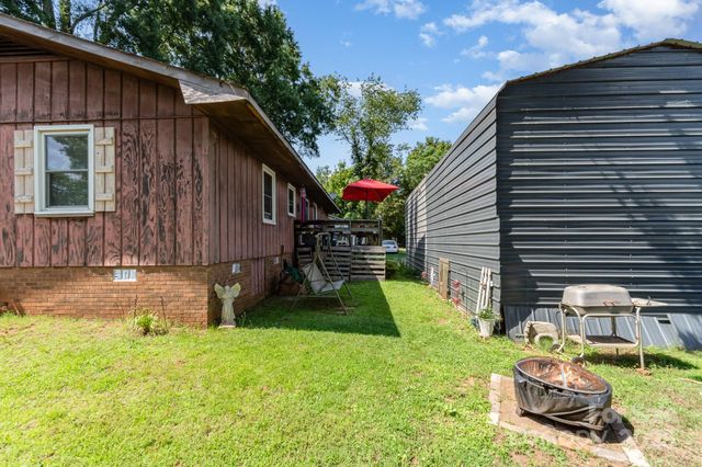 816 Radio Road, Statesville, NC 28677