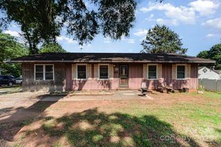 816 Radio Road, Statesville, NC 28677
