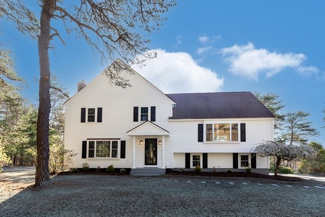 196 Bourne Rd, Plymouth, MA 02360