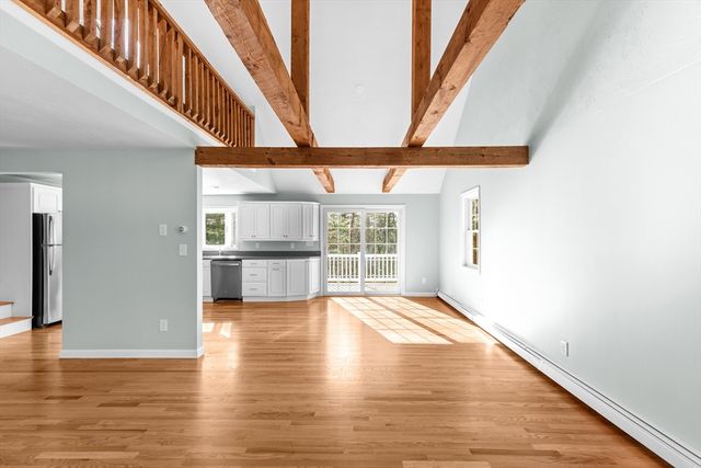 196 Bourne Rd, Plymouth, MA 02360