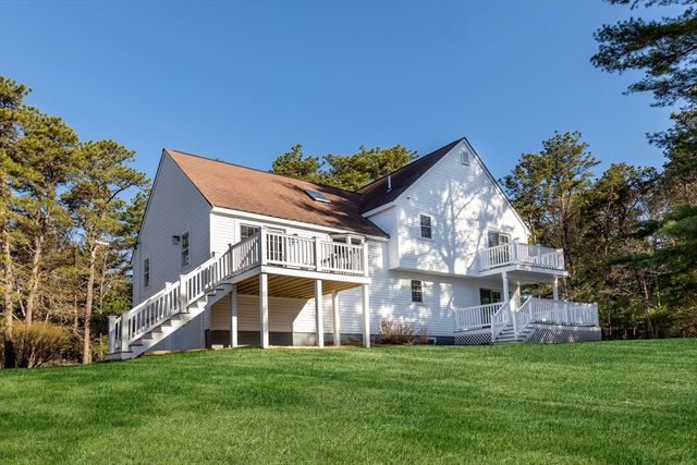 196 Bourne Rd, Plymouth, MA 02360