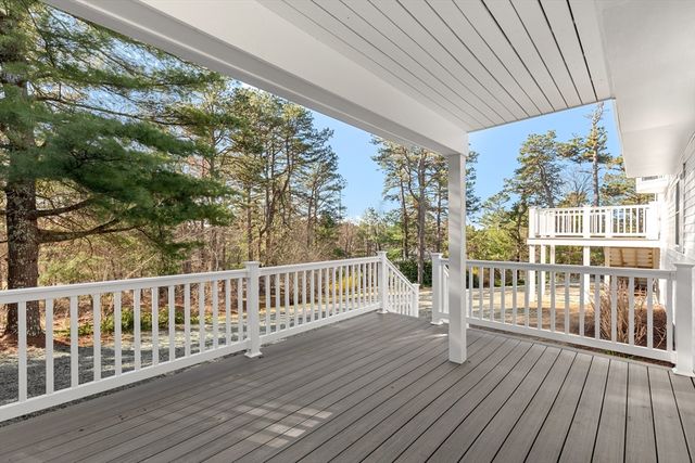 196 Bourne Rd, Plymouth, MA 02360