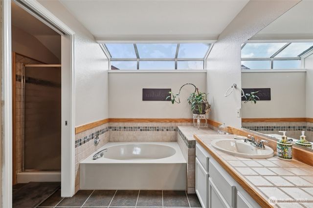 11019 SE 222nd Street, Kent, WA 98031