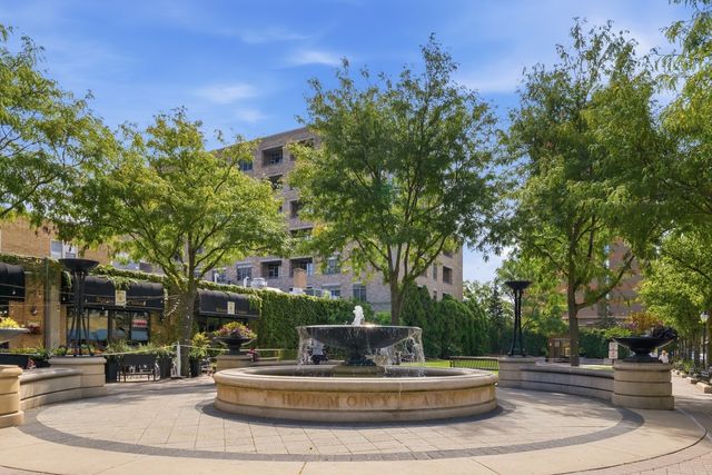 10 S Dunton Avenue 707, Arlington Heights, IL 60005