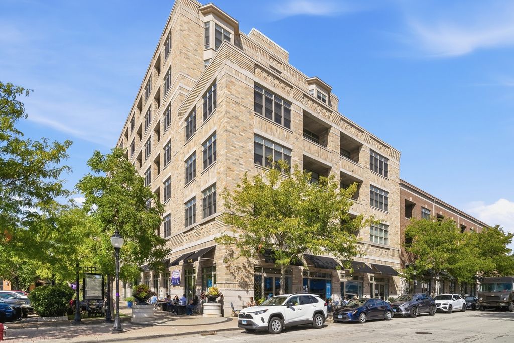 10 S Dunton Avenue 707, Arlington Heights, IL 60005