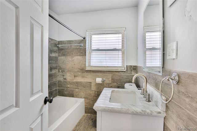 4850 Grayton Street, Detroit, MI 48224