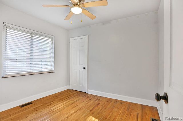 4850 Grayton Street, Detroit, MI 48224