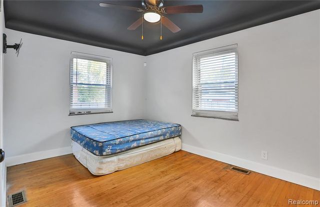 4850 Grayton Street, Detroit, MI 48224