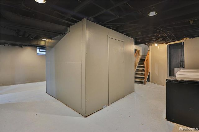 4850 Grayton Street, Detroit, MI 48224