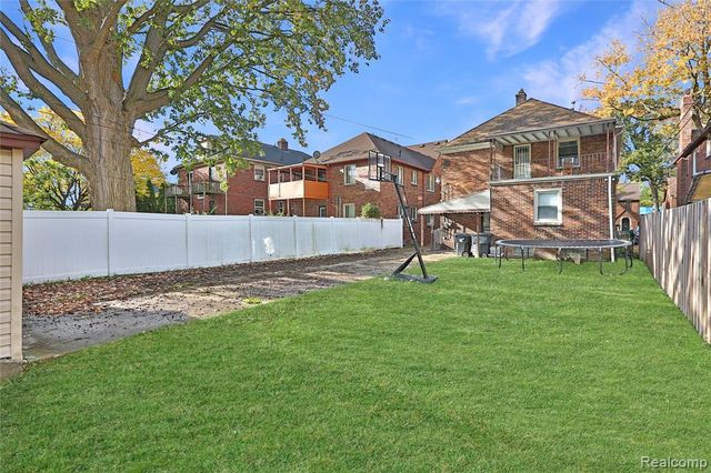 4850 Grayton Street, Detroit, MI 48224