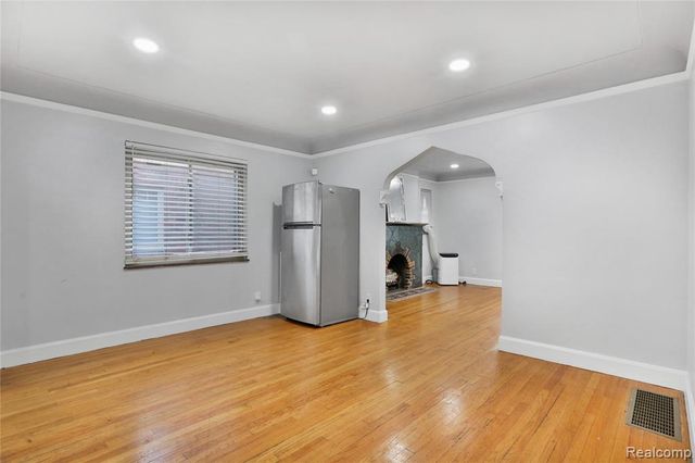 4850 Grayton Street, Detroit, MI 48224