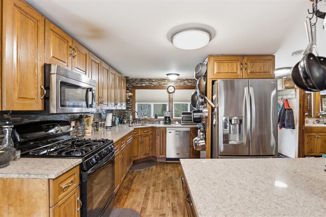 7140 N Amy School Road, Howard City, MI 49329