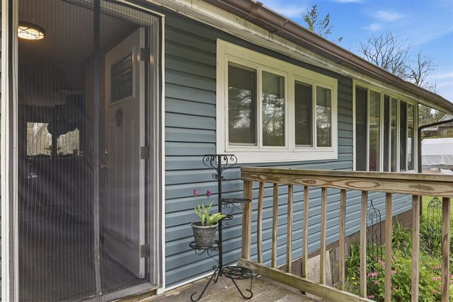 7140 N Amy School Road, Howard City, MI 49329
