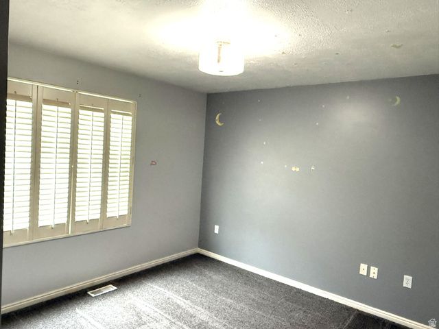 5566 S 3200 W, Roy, UT 84067