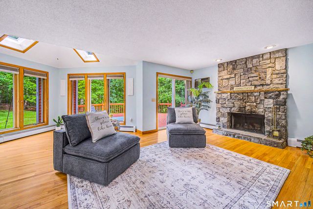 16 Jacobs Hill Road, Mansfield, CT 06250