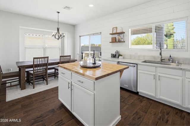 5022 E Peak View Road, Cave Creek, AZ 85331