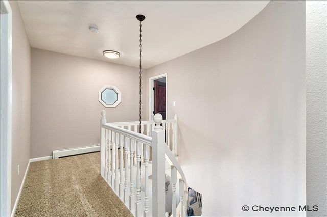 5020 MOUNTAIN RD, Cheyenne, WY 82009