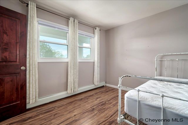 5020 MOUNTAIN RD, Cheyenne, WY 82009