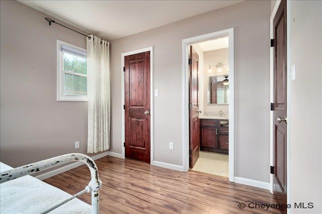 5020 MOUNTAIN RD, Cheyenne, WY 82009