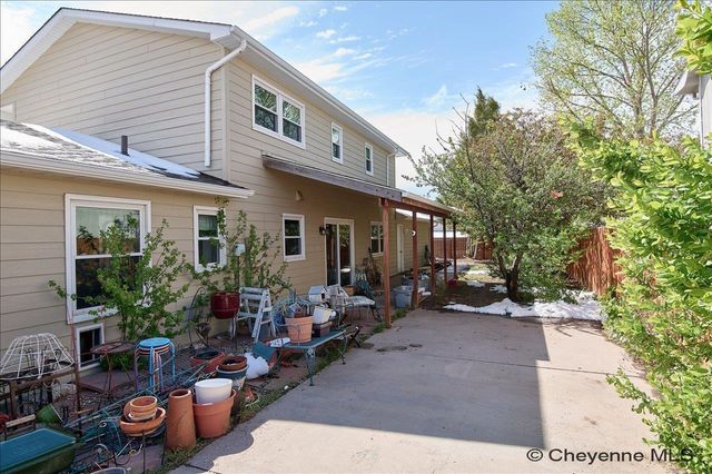 5020 MOUNTAIN RD, Cheyenne, WY 82009