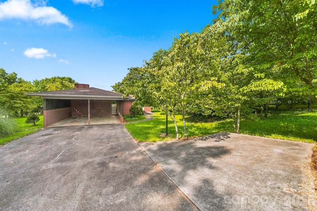 434 Mountain View Drive, Morganton, NC 28655