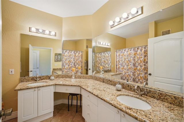 2713 VIA MURANO 233, Clearwater, FL 33764