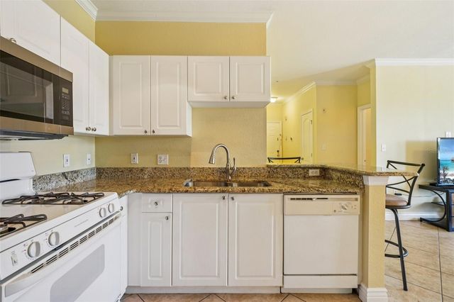 2713 VIA MURANO 233, Clearwater, FL 33764