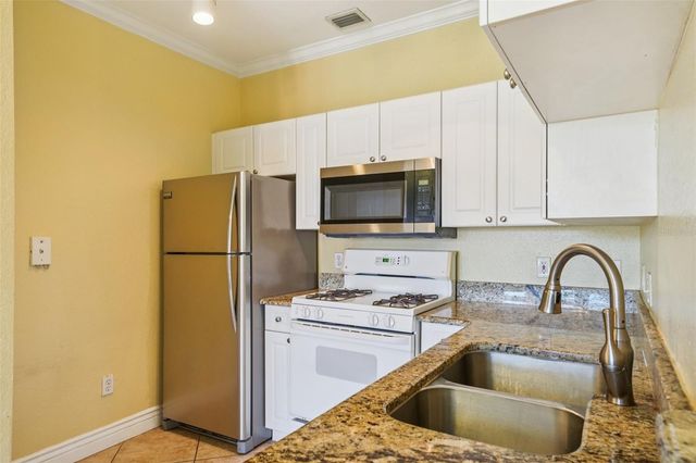 2713 VIA MURANO 233, Clearwater, FL 33764