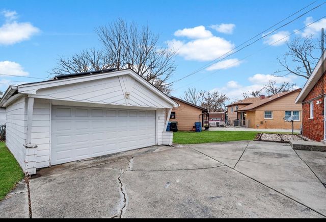 350 Carey Court, Chicago Heights, IL 60411