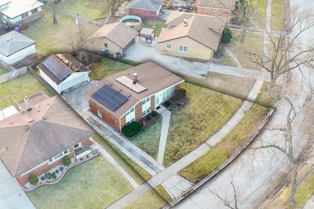 350 Carey Court, Chicago Heights, IL 60411