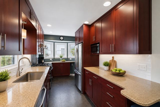 5405 Knox Avenue S, Minneapolis, MN 55419