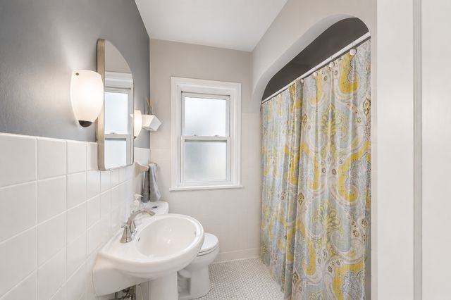5405 Knox Avenue S, Minneapolis, MN 55419