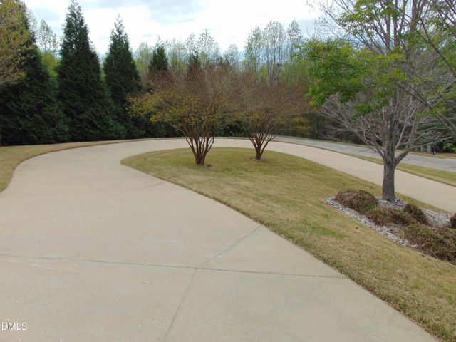 916 Cambridge Drive, Rocky Mount, NC 27804