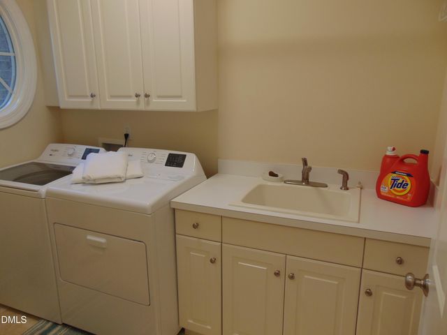 916 Cambridge Drive, Rocky Mount, NC 27804