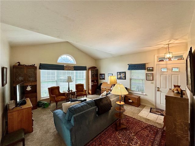 3534 Hunters Woods Blvd 3, Neshannock Twp, PA 16105