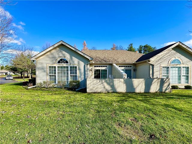 3534 Hunters Woods Blvd 3, Neshannock Twp, PA 16105